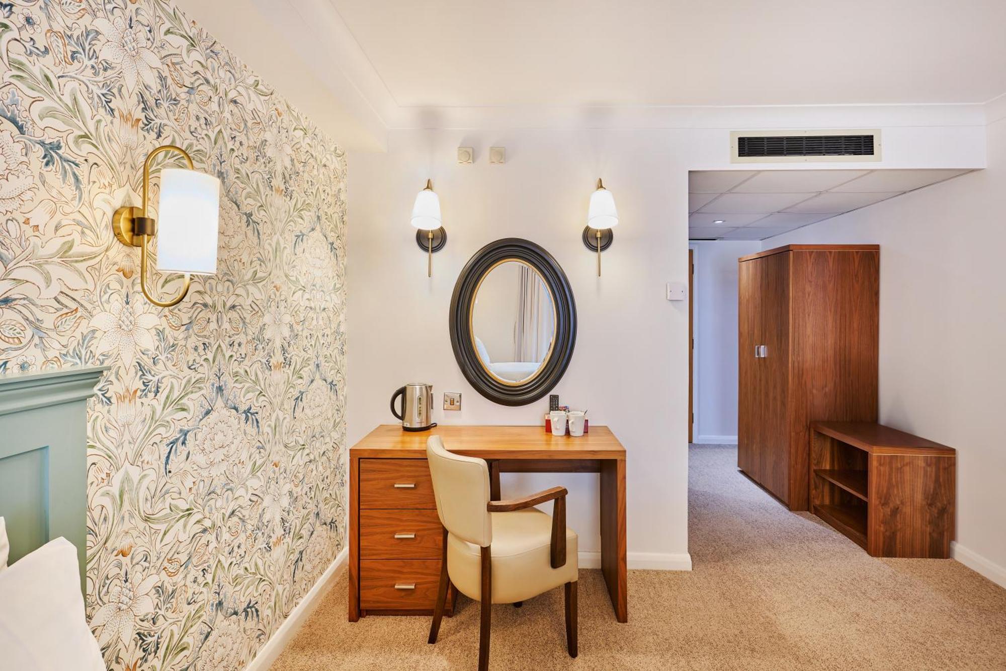 Premium Twin Room,1606543177:JPEG